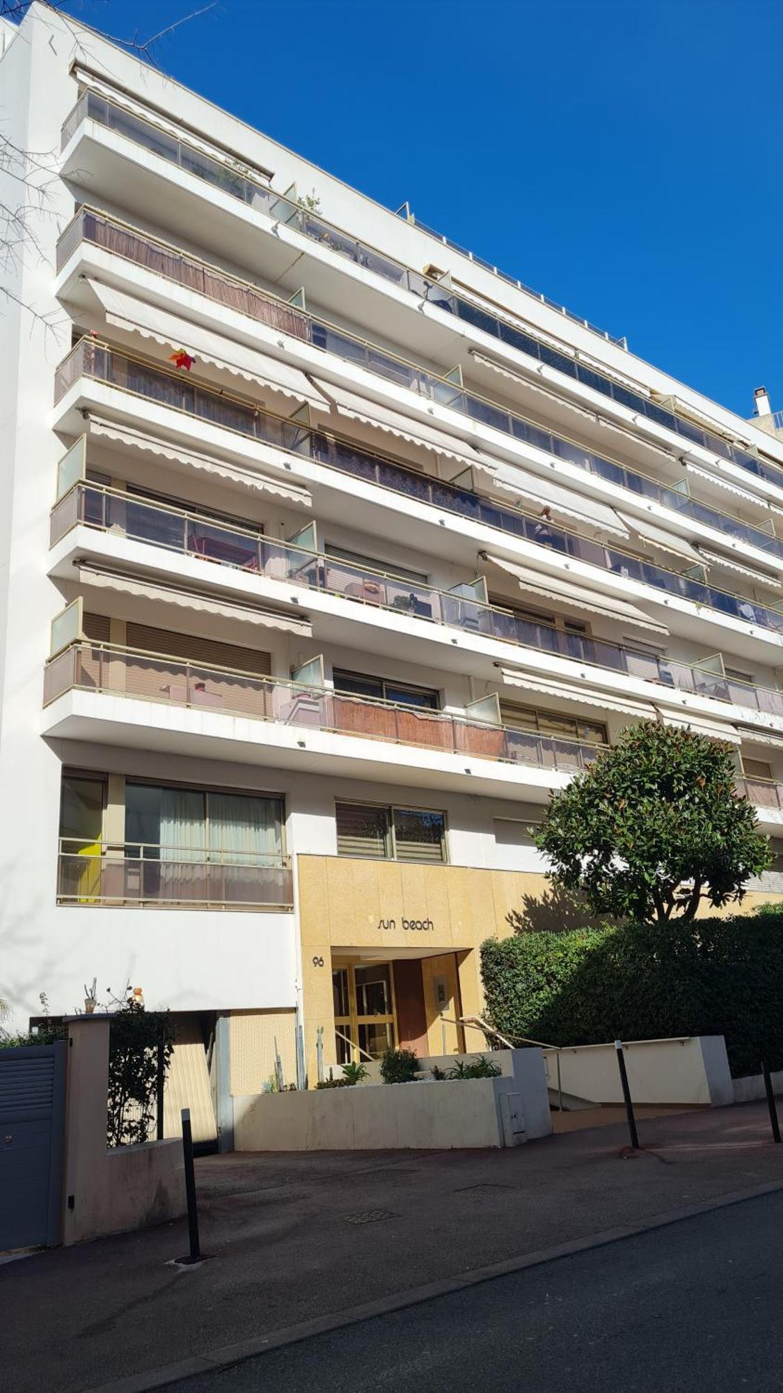Studio Sun-Beach Avec Parking Et Jardin - 500M Des Plages De Juan Les Pins อองทีบส์ ภายนอก รูปภาพ